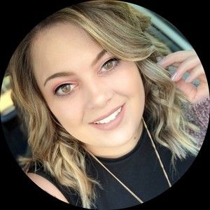 Meet your Posher, Haley